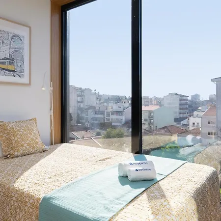 Host Wise - Gorgeous Bright Flat W Balcony