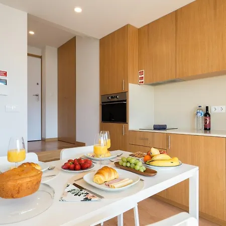 Apartment Host Wise - Gorgeous Bright Flat W Balcony