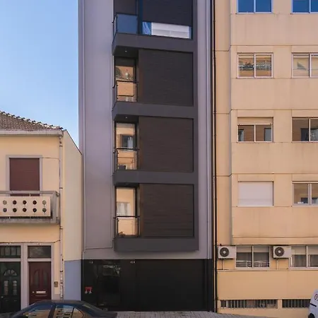 Host Wise - Gorgeous Bright Flat W Balcony شقة